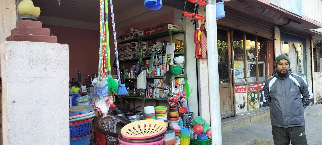 Shutter for Sale in Budhanilkantha Kathmandu